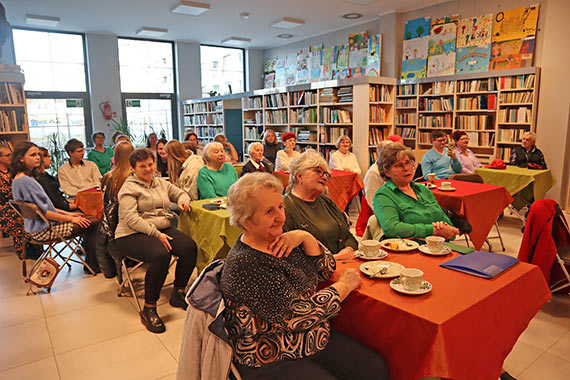 Wieczr poezji pt. „Nic dwa razy” w midzyzdrojskiej bibliotece