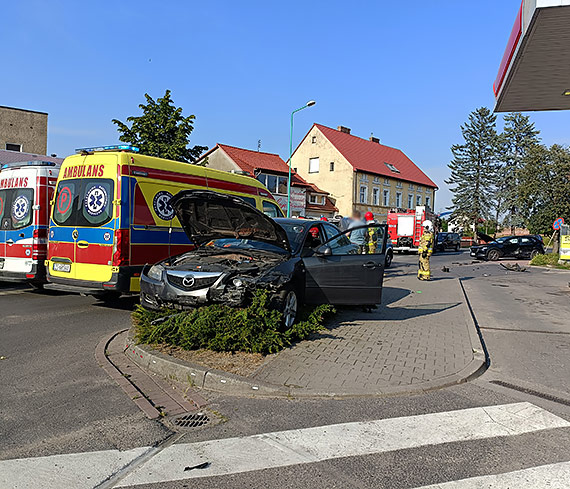 Wypadek na ulicy Zamkowej na wysokoci ulicy Sowiaskiej - Zderzenie dwch pojazdw