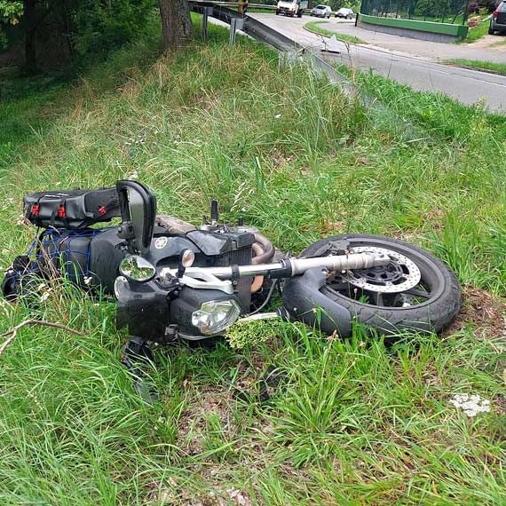 Wiseka: Zderzenie samochodu i motocykla