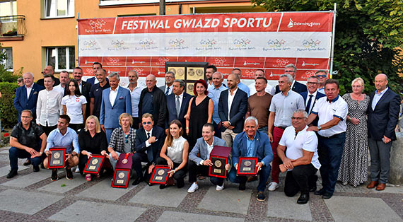 Gocie XXI Festiwalu Gwiazd Sportu w Dziwnowie