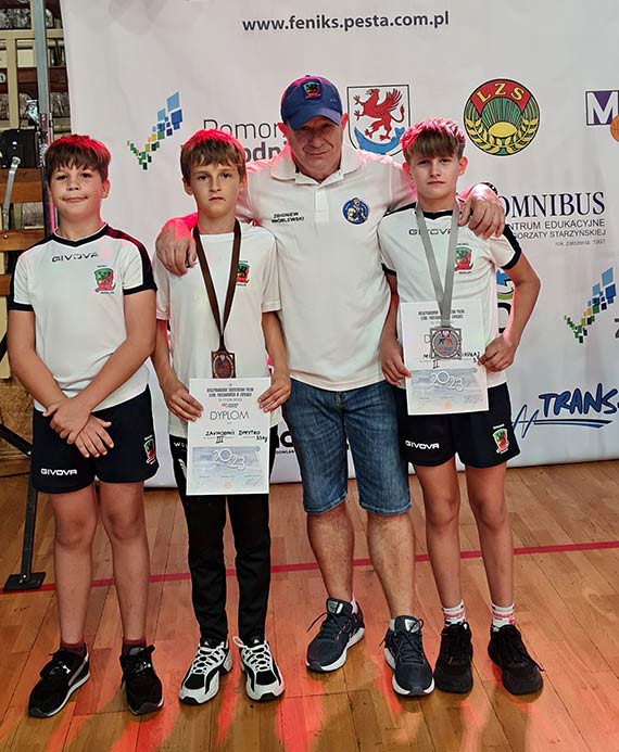 Zawodnicy  Wikinga Wolin  powrócili z medalami  Międzynarodowych Mistrzostw Polski Szkół Podstawowych