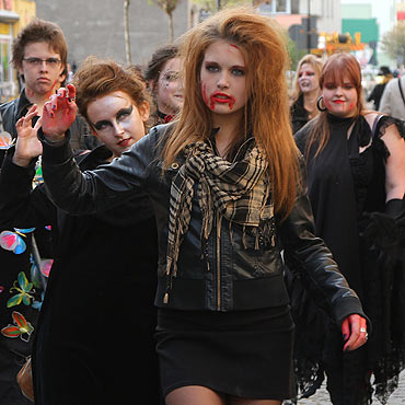 Zombie wyszy na ulice miasta