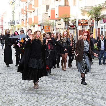Zombie wyszy na ulice miasta
