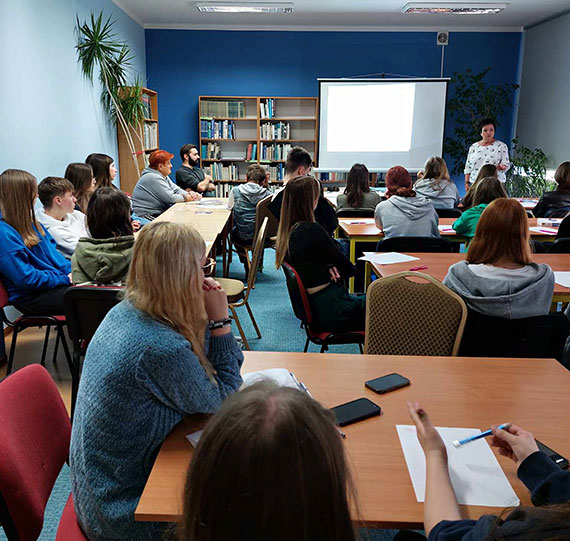 Profesor Ewa Koodziejek – jzykoznawczyni w bibliotece