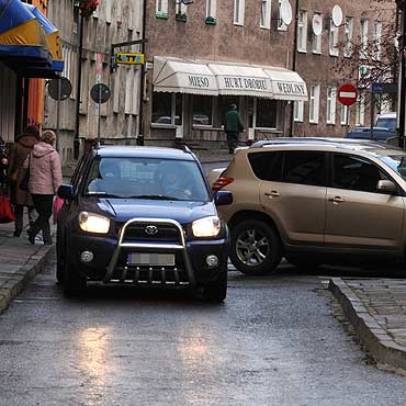 Kierowcy nie potrafią parkować