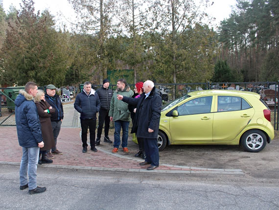 Podpisano umowy na budow chodnikw w Chominie oraz w Wysokiej Kamieskiej