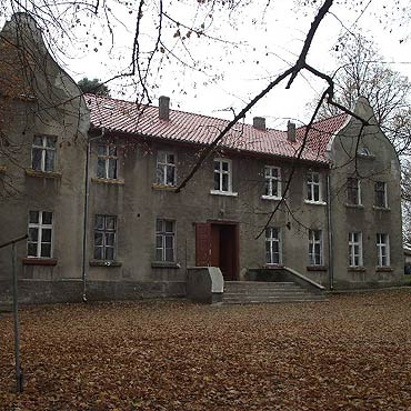 Wolin: Nowe pokrycia dachowe gminnych budynkw