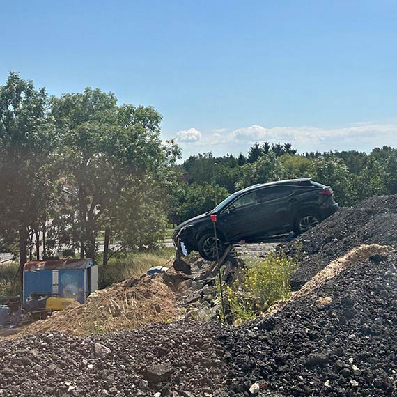 Lexus nad Skarp: Tajemnicze zdarzenie przy budowie drogi S3 przed Wolinem