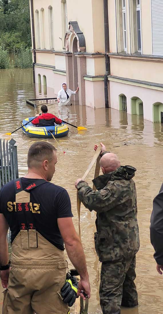 Dziaania przeciwpowodziowe na poudniu kraju