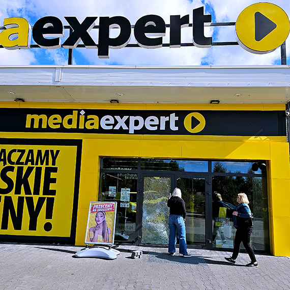 Nieudana prba wamania do Mediaexpert w Midzyzdrojach