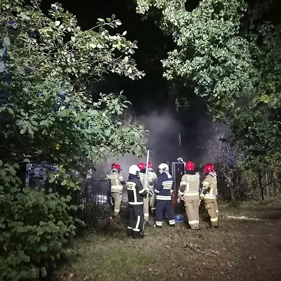 Poar szopy w Kamieniu Pomorskim – interwencja OSP Jarszewo