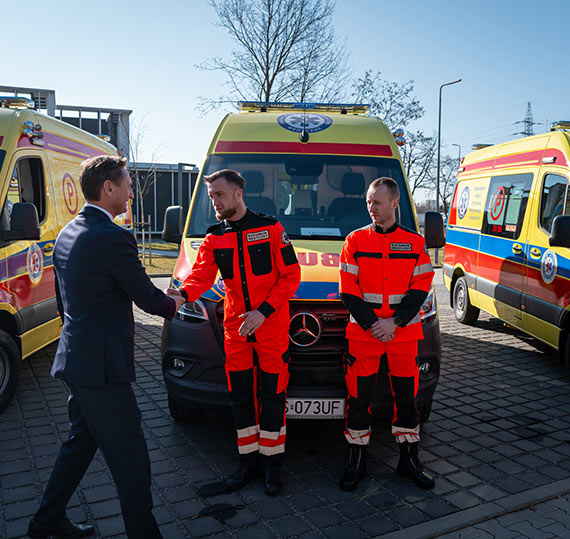 Kolejne nowe ambulanse dla zachodniopomorskiego pogotowia