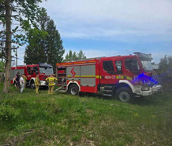 Poar przy torach kolejowych w adzinie. Interweniowali straacy z OSP Koczewo