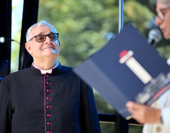 Tytuł Honorowego Obywatela dla ks. kan. Leszka Koniecznego. Wolin dziękuje za lata posługi