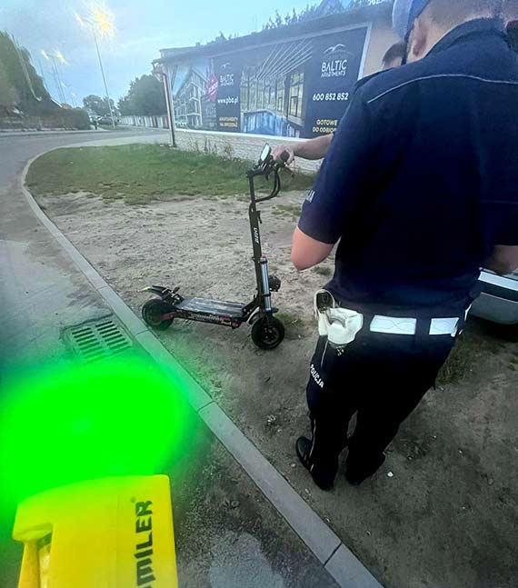 Kamieska drogwka intensyfikuje kontrole rowerzystw i osb korzystajcych z hulajng elektrycznych
