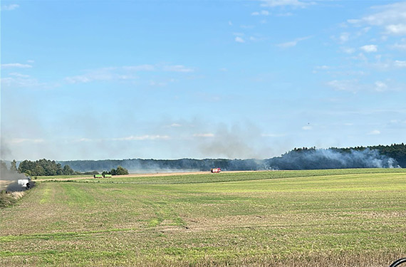 Poar pola w miejscowoci Niedwiedziska – interwenioway trzy jednostki stray