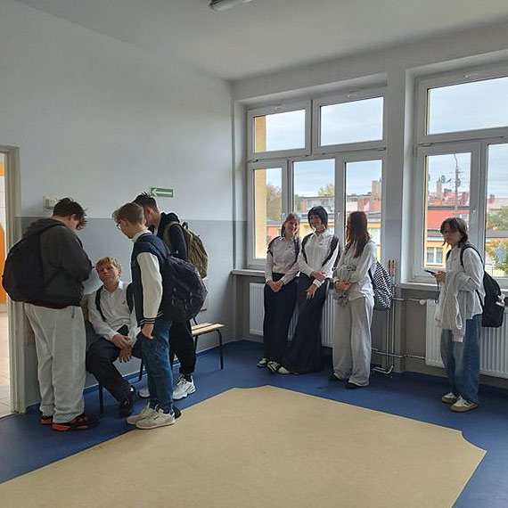 Uczniowie z Dziwnowa zmierzyli się z historią! Dwóch zakwalifikowało się do etapu rejonowego