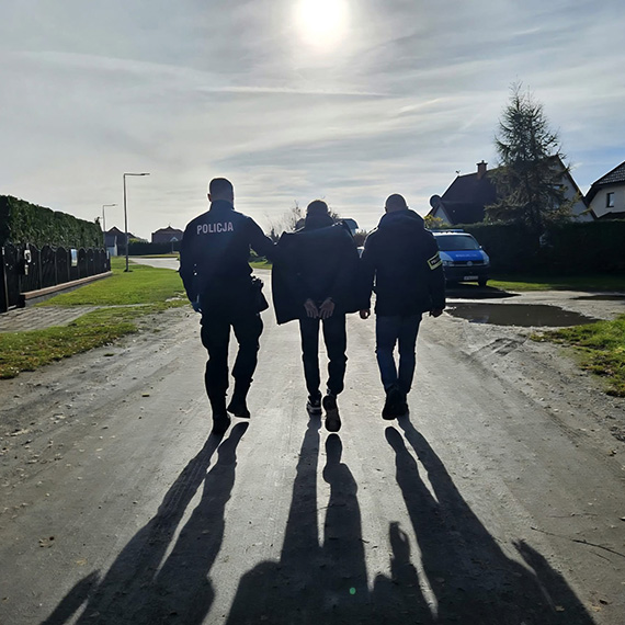 39-latek w rękach policji! Ukrywał się miesiącami przed wymiarem sprawiedliwości