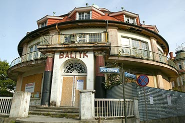 Midzyzdroje: Zabytek niszczeje. Gmina nie ma kontaktu z wacicielem