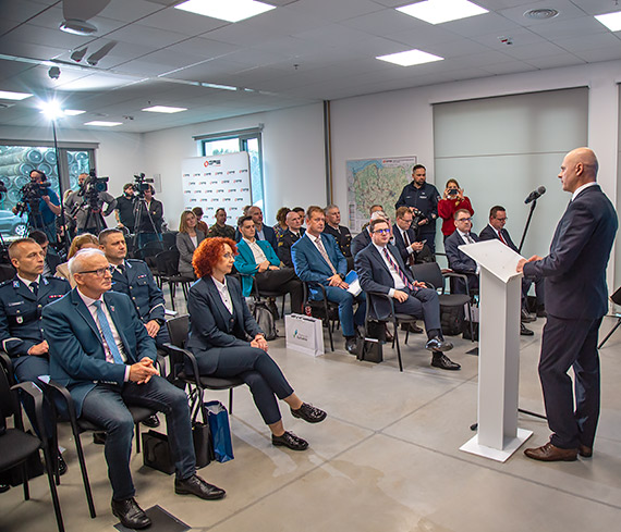 Strategiczna inwestycja, realna niezaleno - 10 lat Terminala LNG w winoujciu