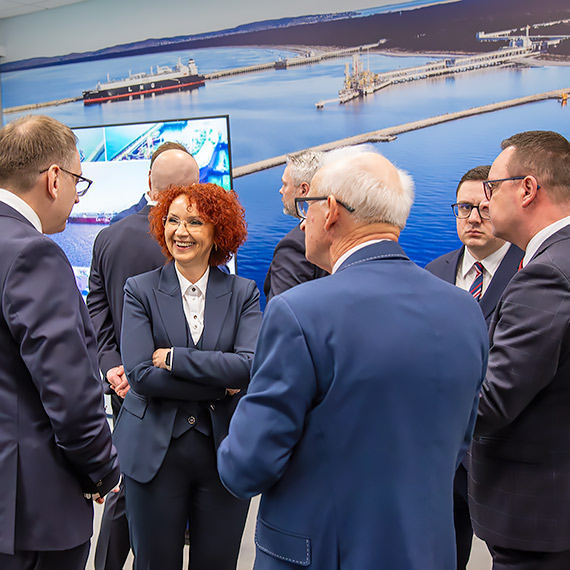 Strategiczna inwestycja, realna niezaleno - 10 lat Terminala LNG w winoujciu