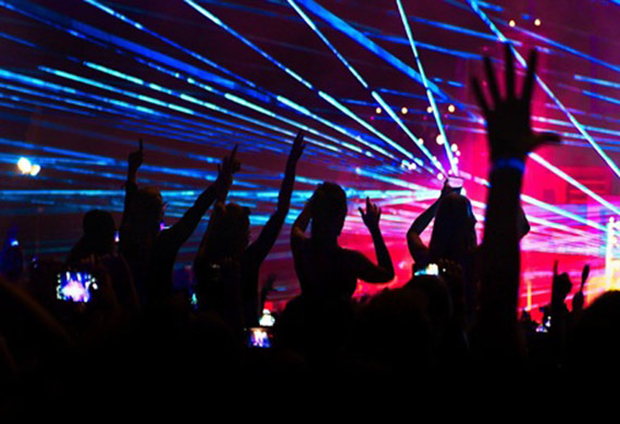 Wynajem stoisk handlowych podczas Sylwestra Miejskiego