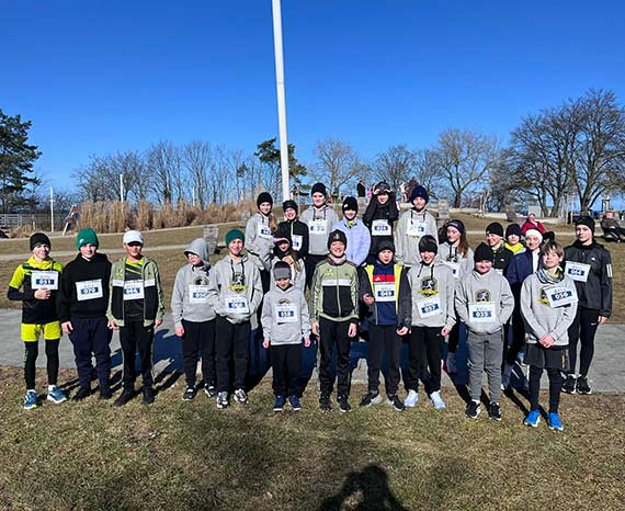 140 os�b pobieg�o „Tropem Wilczym” w Mi�dzyzdrojach. Pami�� i wsp�lnota na Alei Gwiazd