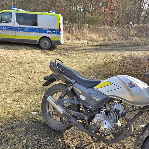 Alkohol, zakaz prowadzenia i brak uprawnie� – policjanci reaguj� stanowczo