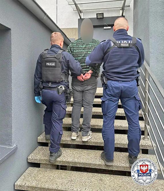Nie zatrzyma� si� do kontroli i ucieka� przed policj�. 17-latek zatrzymany