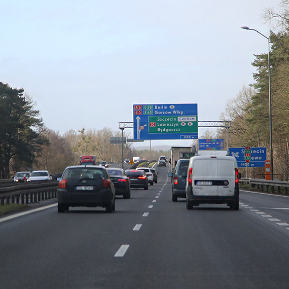 Mi�dzy Szczecinem a Goleniowem S3 i S6 coraz bardziej zat�oczone