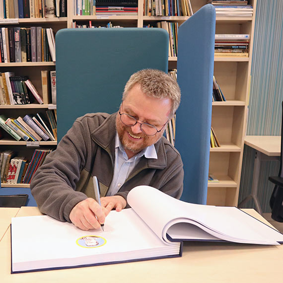 Spotkania autorskie z Marcinem Kozio�em w mi�dzyzdrojskiej bibliotece