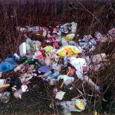 Wolin: Zosta ukarany za podrzucanie mieci