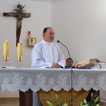 Parafianie nie chcą oddać księdza