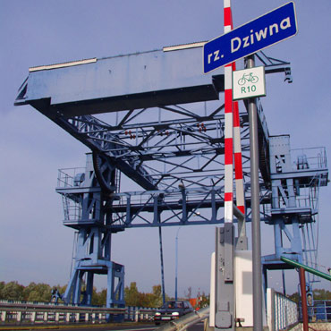 Dziwnw: Przebuduj most zwodzony
