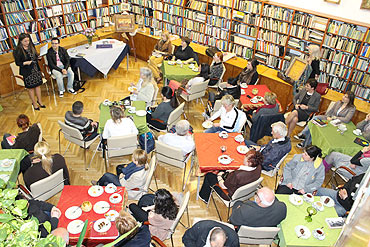 Michał Witkowski w międzyzdrojskiej bibliotece