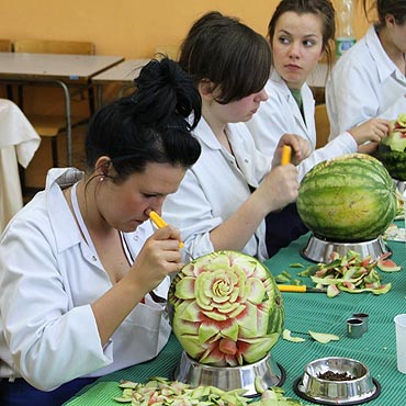 Kamień Pomorski: Robili fantazyjne dekoracje z arbuzów i melonów