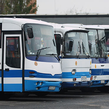 Kierowca PKS wyrzuci z autobusu ucznia bo bi koleg