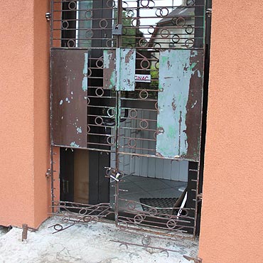 Golczewo: Przecili kraty w sklepie. Alarm sposzy rabusiw