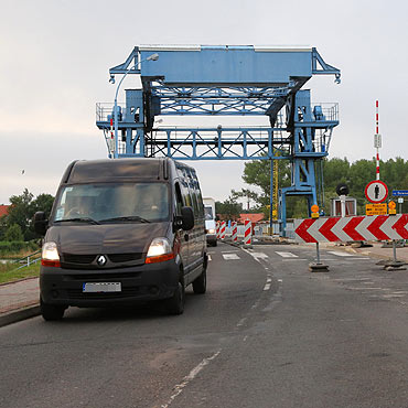 Dziwnw: Przez remont mostu tworz si gigantyczne korki