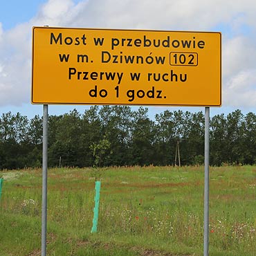 Dziwnw: Ponad godzin w oczekiwaniu na przejazd mostem