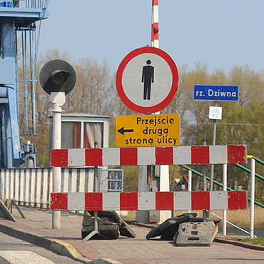Dziwnw: Wyczenie przsa mostu 