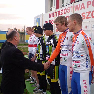 Brzowe medale dla naszych kolarzy na koniec sportowego sezonu