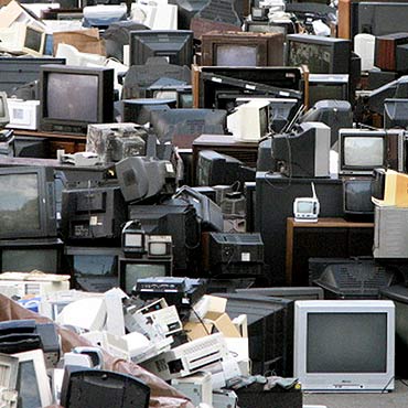 Za elektormieci mona dosta zegarek lub zgniatark do puszek