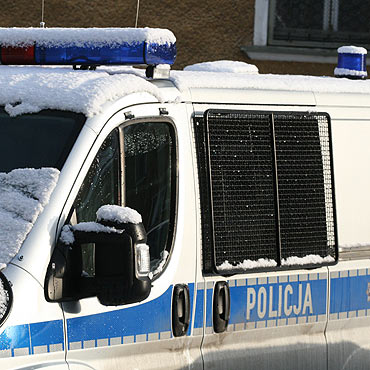 Pijany kierowca uciek przed policjantami do lasu 