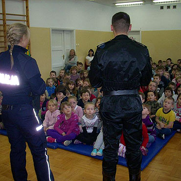 Bezpieczne ferie. Policjanci udzielaj wskazwek