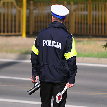 Po narkotykach i alkoholu usiedli za kierownic