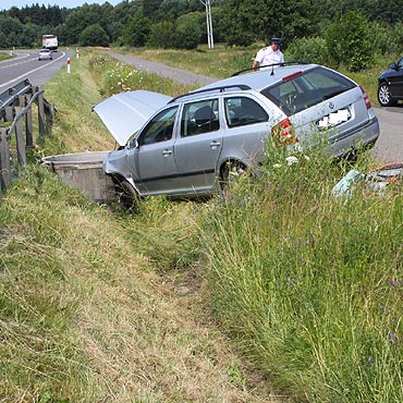 Wypadek na obwodnicy Dargobdza. Ranna 4-letnia dziewczynka i dwie inne osoby