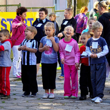 Międzyzdroje: Jesienne biegi przełajowe. Biegło ponad 200 zawodników
