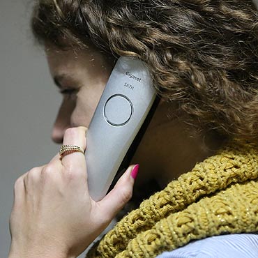 Ju od rana nkaj telefonami