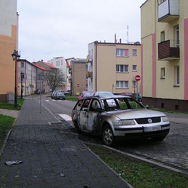 KAMIE POMORSKI: Spon samochd passat kombi